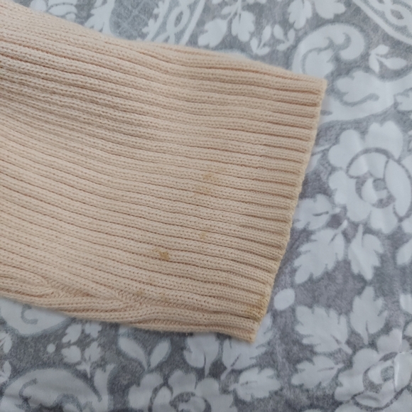 DKNY JEANS long sleeve light weight ribbed turtleneck sweater. - Picture 8 of 9